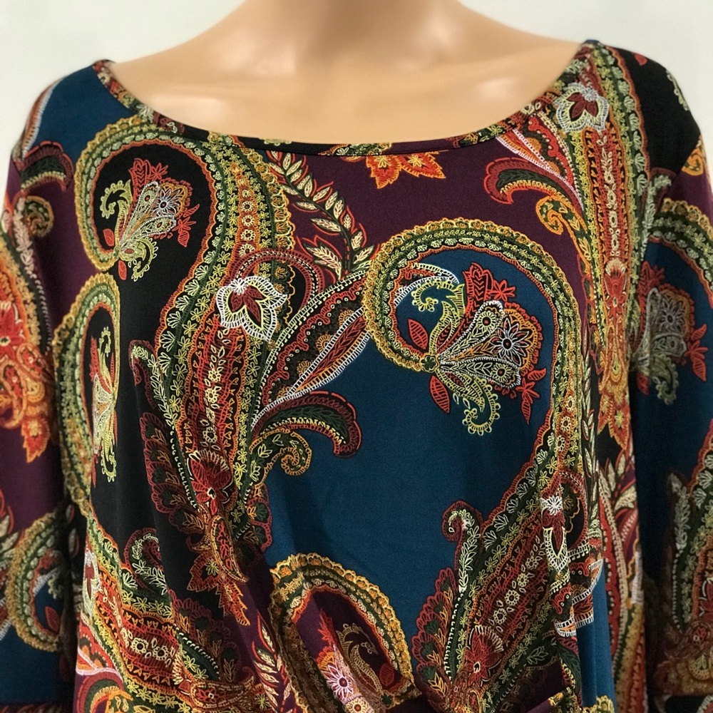 NWT Plus Size Bell Sleeves Bow and Tie Wrap Shirt - Picture 4 of 8